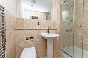 En Suite- click for photo gallery